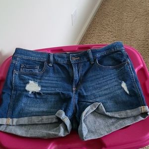 Old Navy Boyfriend Mid Rise Jean Shorts, Size 10